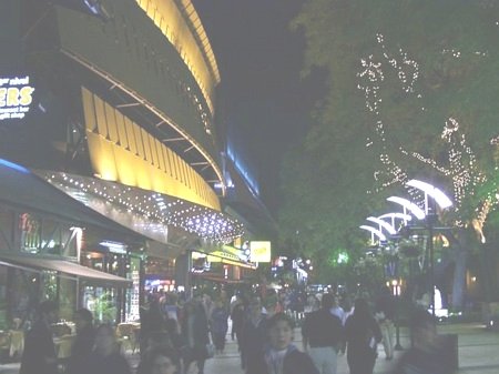 RECOLETA DE NOCHE.jpg
